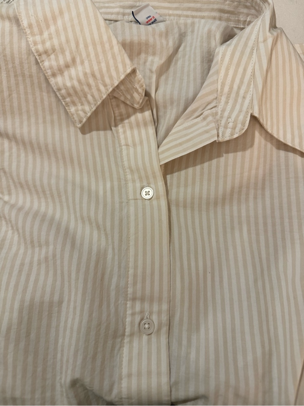 Old Navy Women’s cream and white striped button-up tie back shirt Size XL